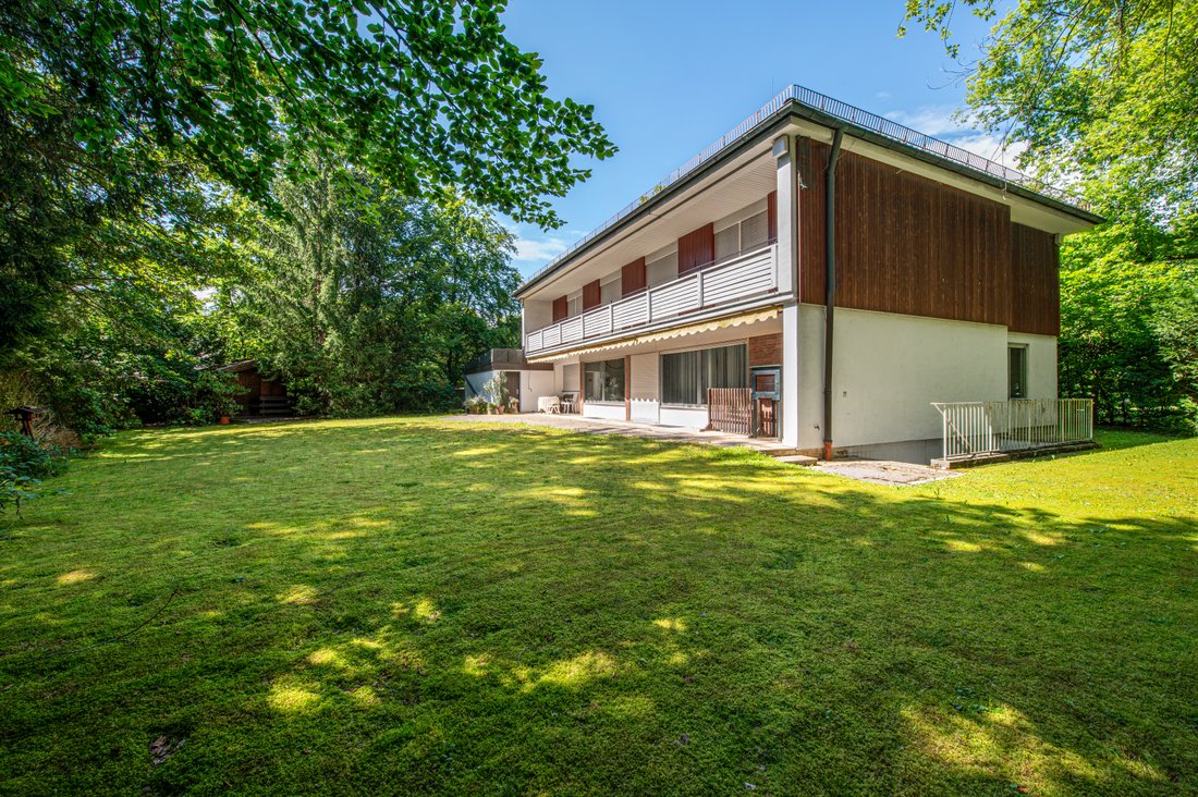 Top Class Building Top Class Building Plot Of 2,883 M² In A Prime In Grünwald, Montana ...