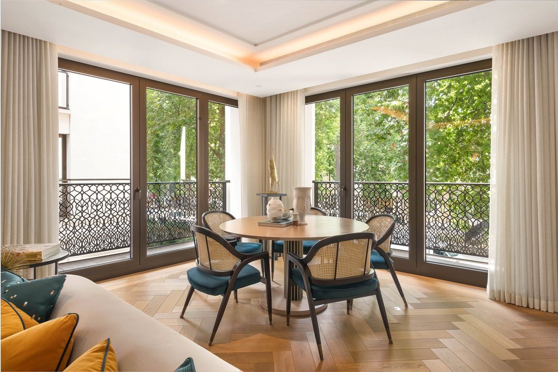 Apartment in Belgravia, Westminster, England 2 - 14670693
