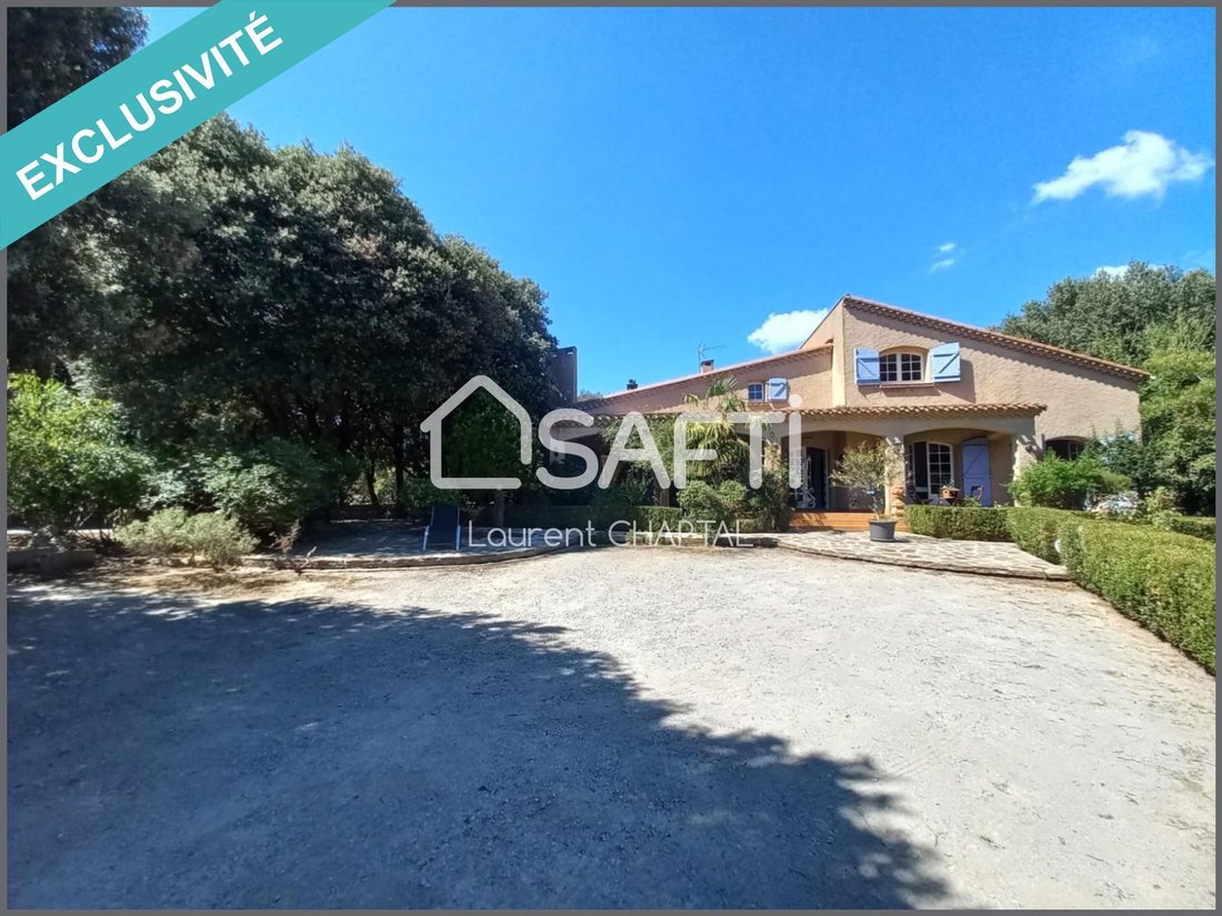 Belle Villa Sur Très Beau Domaine Avec Gîte In Montolieu, Occitanie