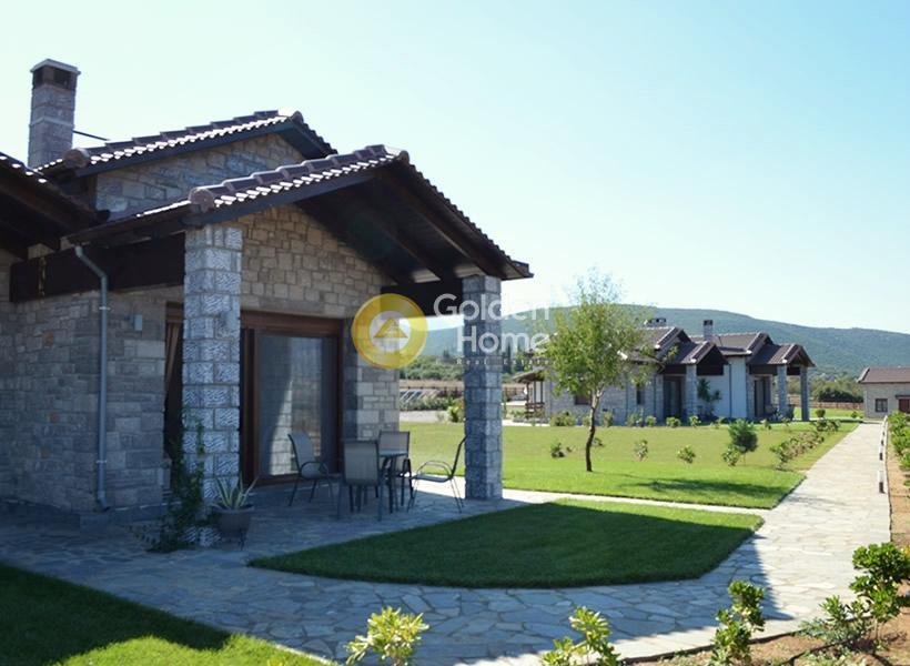 Estate in Koinotita Amphikleias, Amfiklia, Greece 2 - 14670937