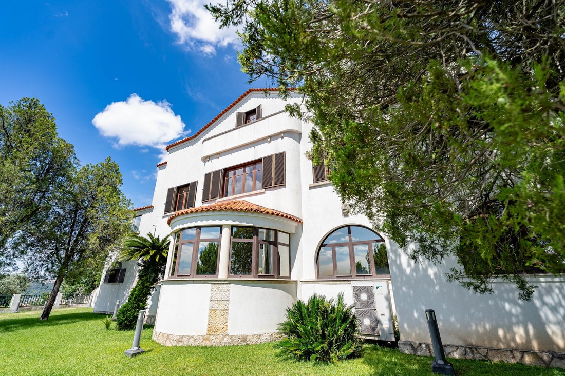 House in Coimbra (Se Nova, Santa Cruz, Almedina e Sao Bartolomeu), Coimbra District, Portugal 1 - 14674045