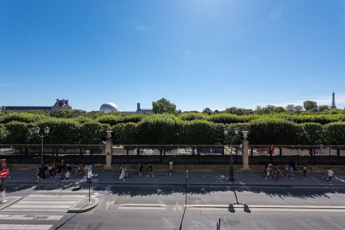 Apartment in Paris, Île-de-France, France 3 - 14563132