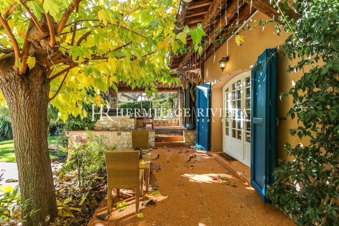 Villa in Le Port, Villefranche-sur-Mer, France 1 - 14046626