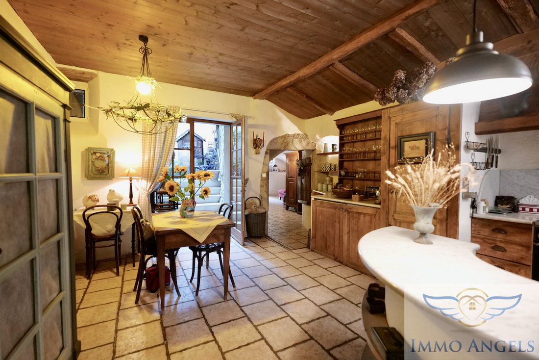 Maison De Village 120 M2 + 130 In Veyrier Du Lac, Auvergne Rhône Alpes, France For Sale (14677466)