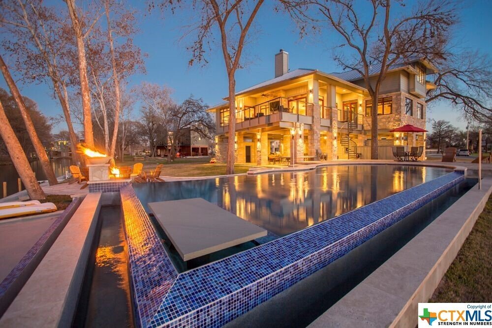 House in McQueeney, Texas, United States 2 - 14679214