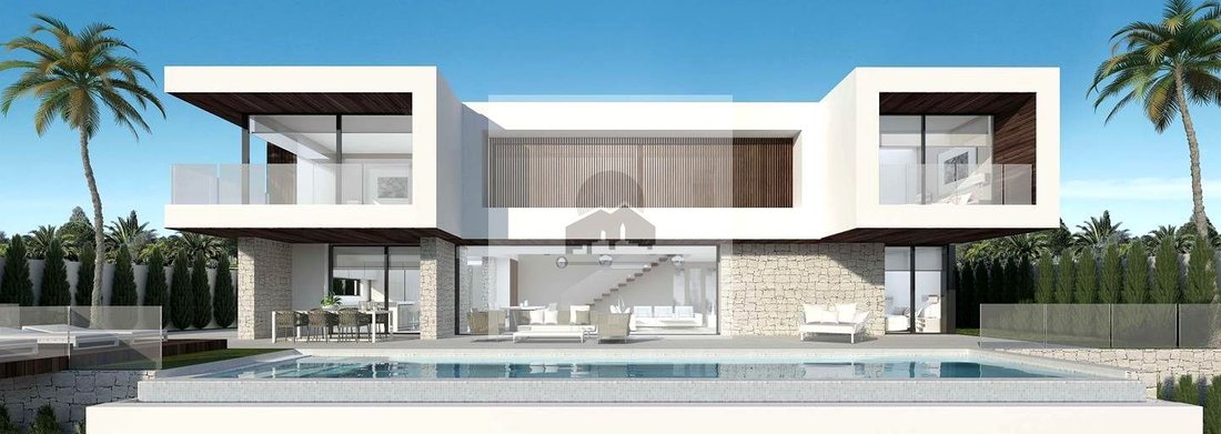 Villa in Cancelada, Estepona, Andalusia 1 - 14677622