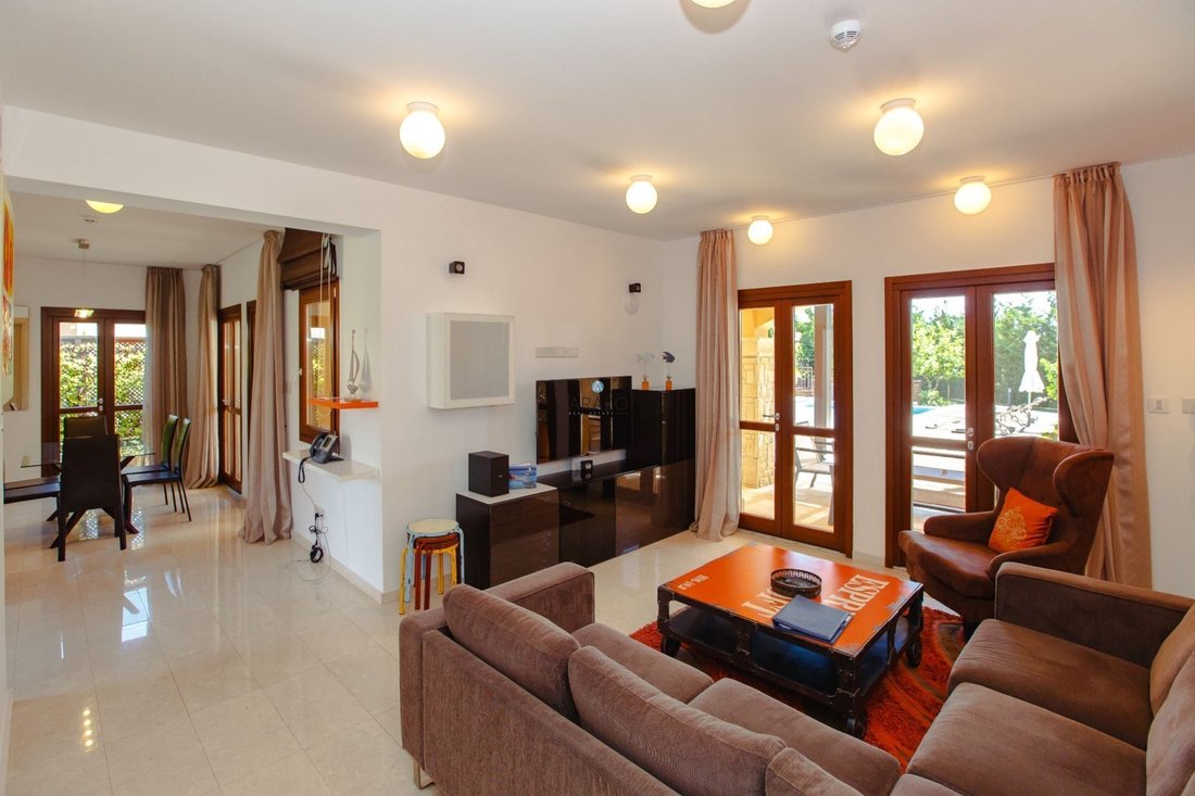 Villa in Kouklia, Paphos, Cyprus 2 - 14675643