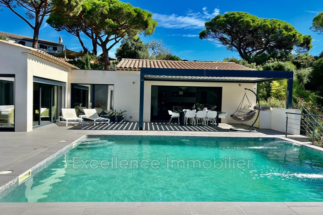 Villa in Ville-Les Saquedes-Le Bouillonnet, Sainte-Maxime, France 1 - 14674932