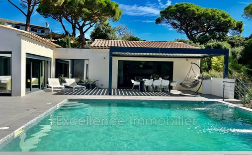 Villa in Ville-Les Saquedes-Le Bouillonnet, Sainte-Maxime, France 1