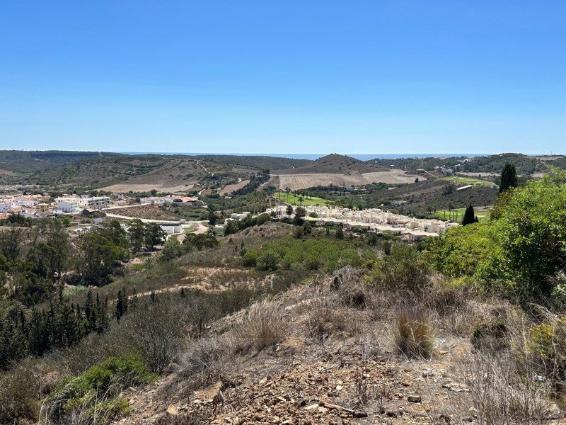 Land for sale in Vila do Bispo, Portugal — €399,000