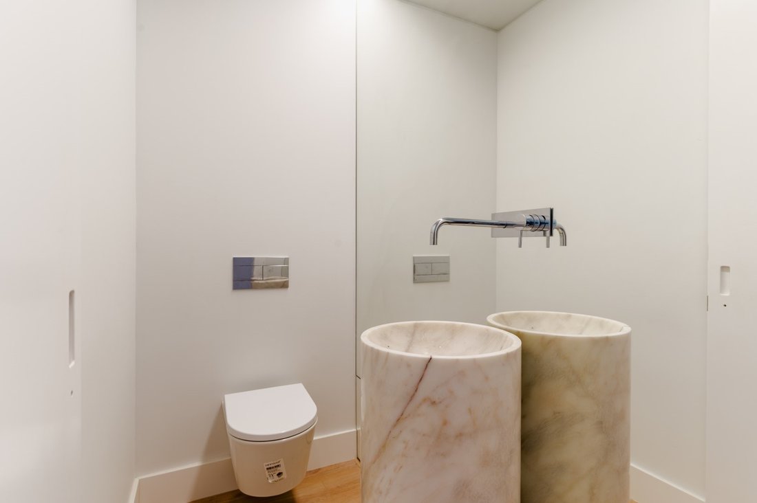 Apartment in Misericordia, Lisbon, Portugal 4 - 14675060