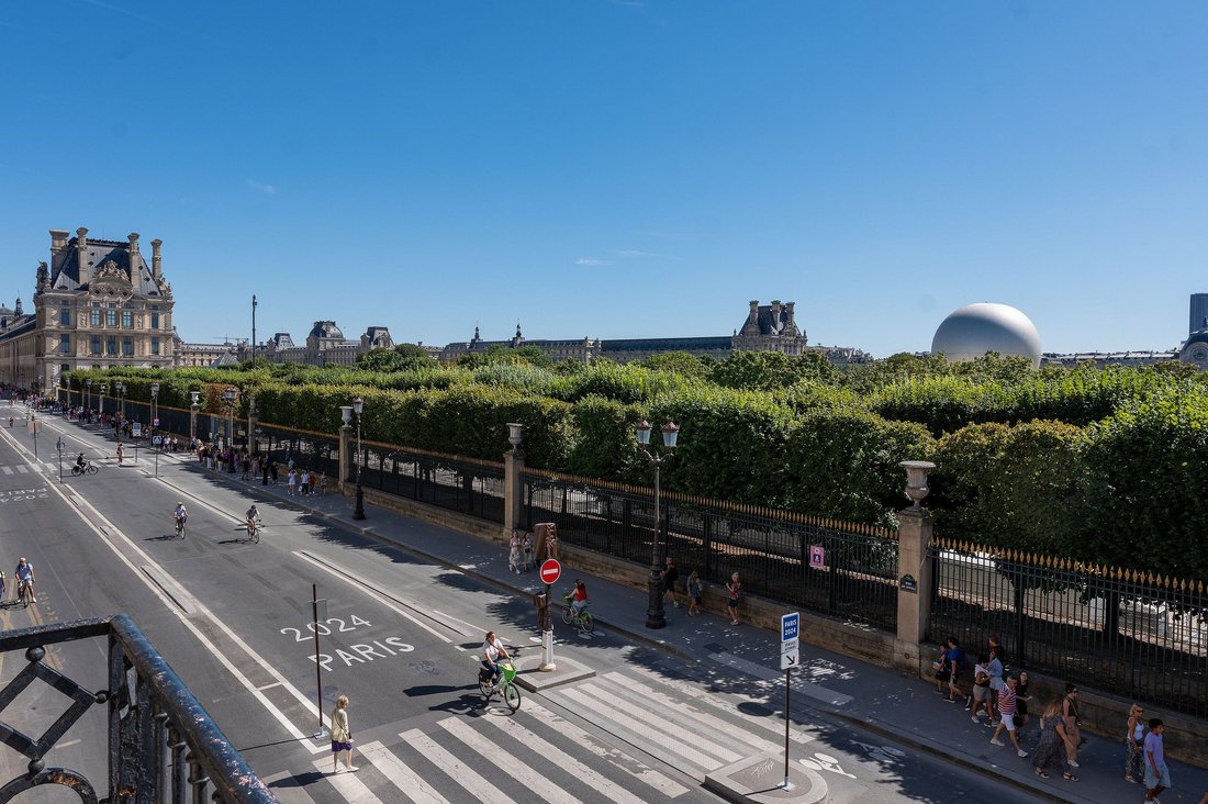 Apartment in Paris, Île-de-France, France 1 - 14563132