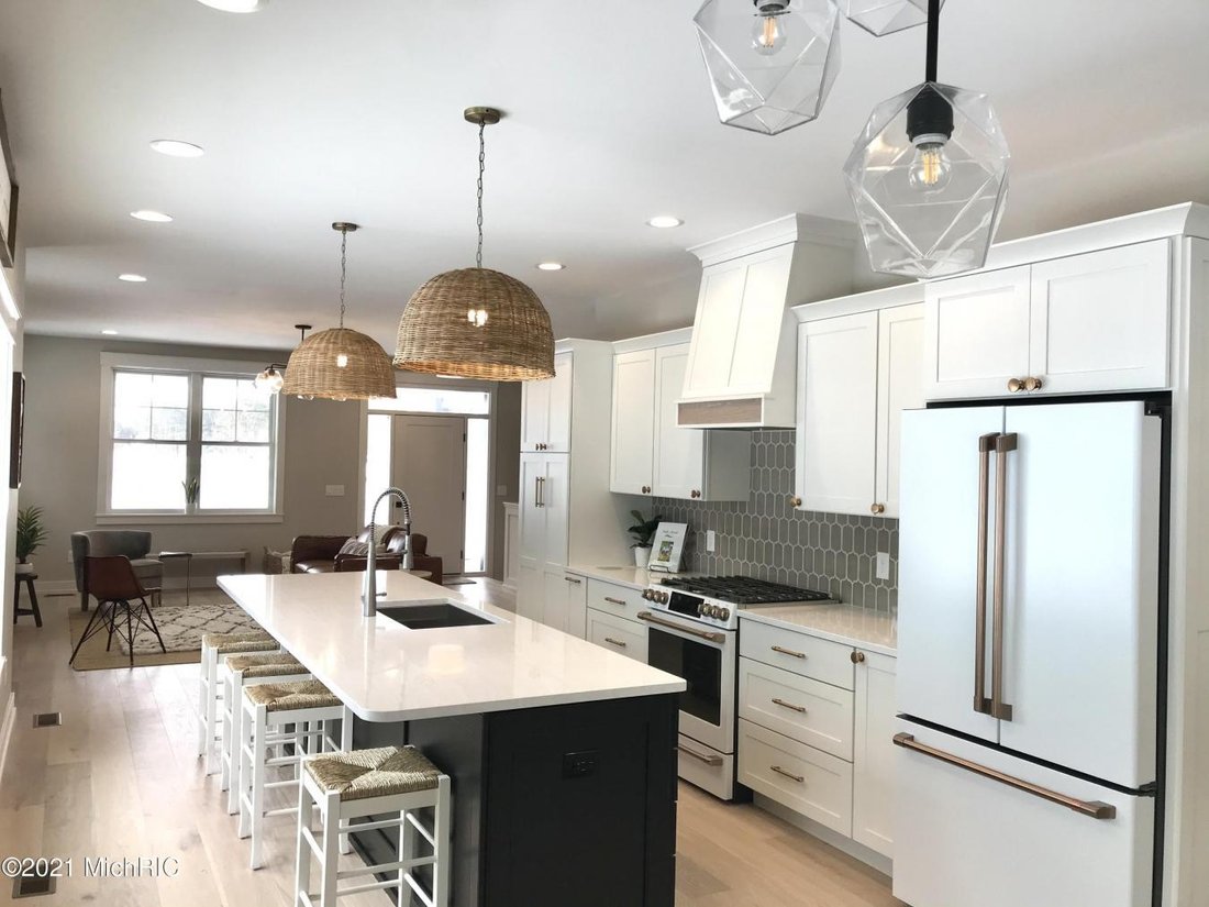 Condo in Kalamazoo, Michigan, United States 4 - 14676738