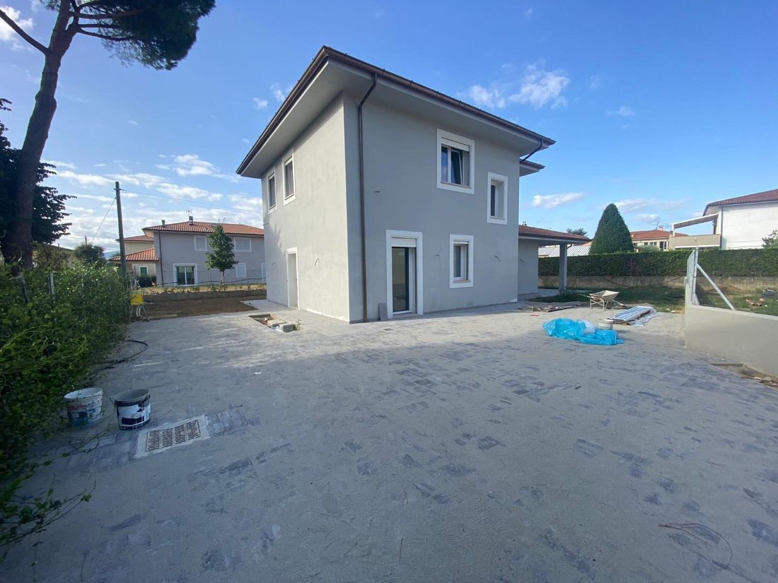 Villa in Lunata, Capannori, Tuscany 4 - 14679427
