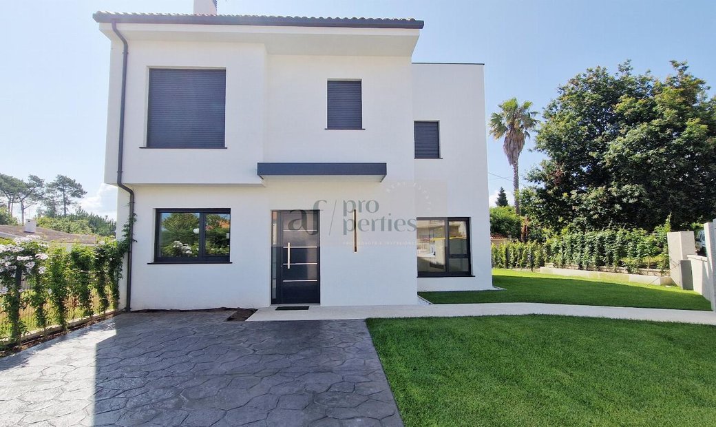 Chalet Baiona Spain In Baiona, Spain For Sale (14675723)