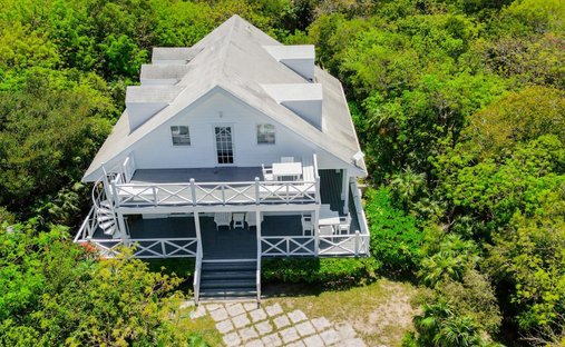 House in Dunmore Town, Harbour Island, The Bahamas 1