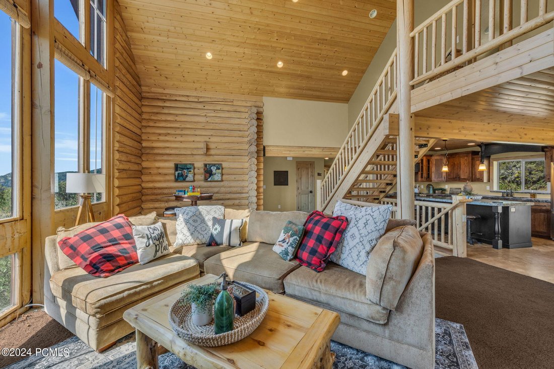 Mountain Retreat In Canyon Rim Ranches In Kamas, Utah, United States