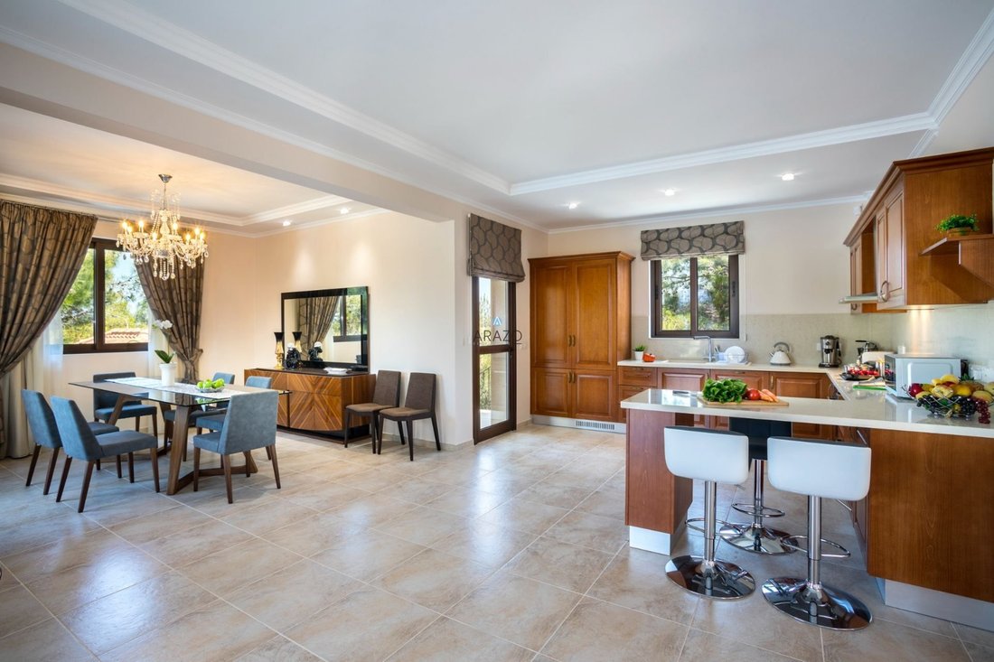 Villa in Argaka, Paphos, Cyprus 5 - 14675434