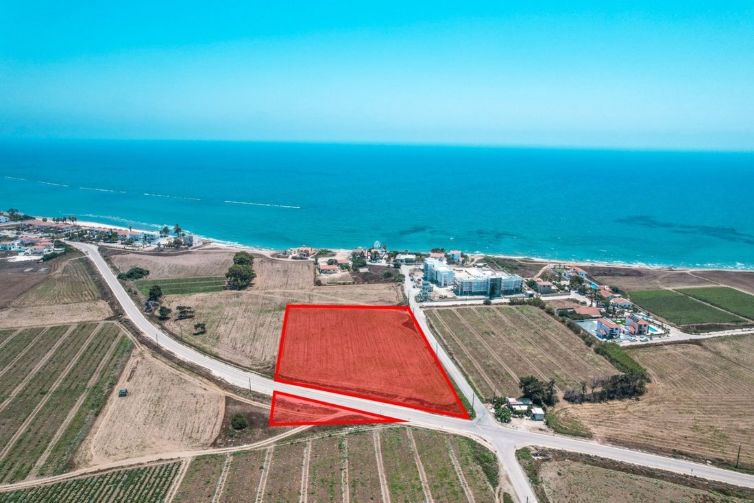 Land in Perivolia, Larnaca, Cyprus 1 - 14675188