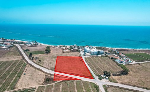 Terreno a Perivolia, Distretto di Larnaca, Cipro 1