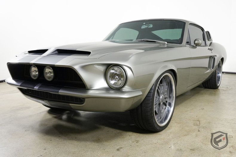 Coupe in Chatsworth, United States 4 - 14675803
