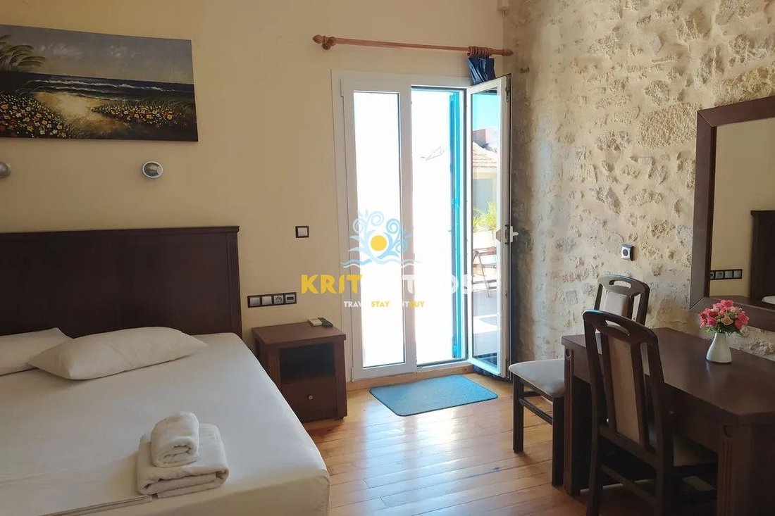 Crete, Greece 4 - 14678804