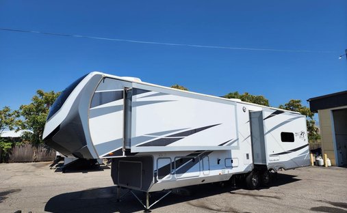 Highland Ridge RV for sale | JamesEdition