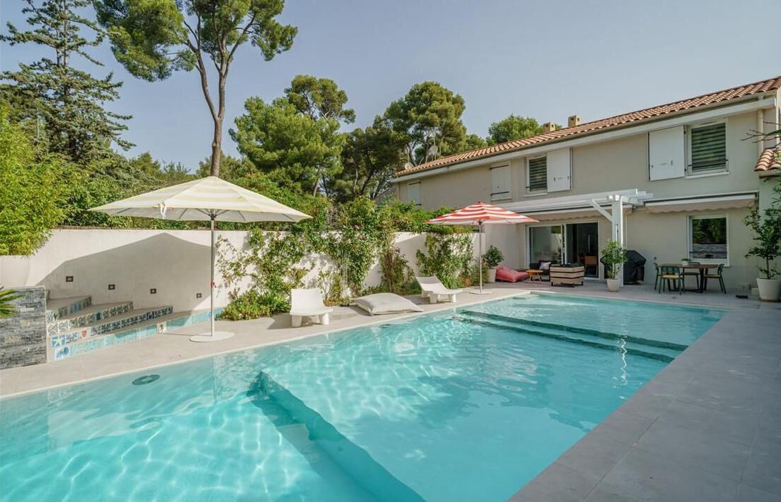 House in Le Redon, Marseille, Provence-Alpes-Côte d'Azur 1 - 14676617