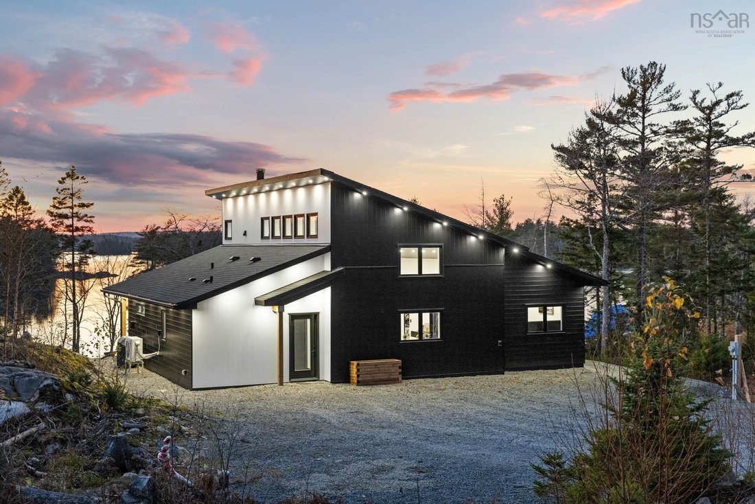 East Uniacke Residential In Mount Uniacke, Nova Scotia, Canada For Sale