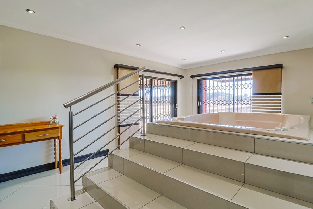 House in Meyerton, Gauteng, South Africa 2 - 14679526