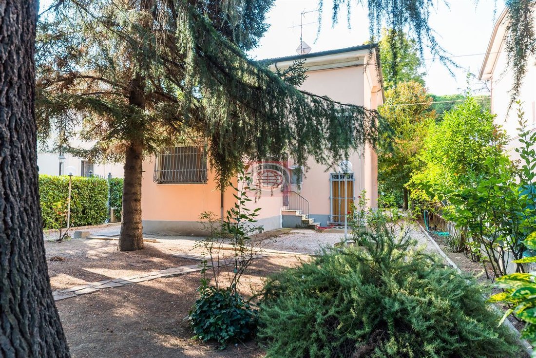 Villa a Centro, Cesena, Emilia-Romagna 1 - 13113134