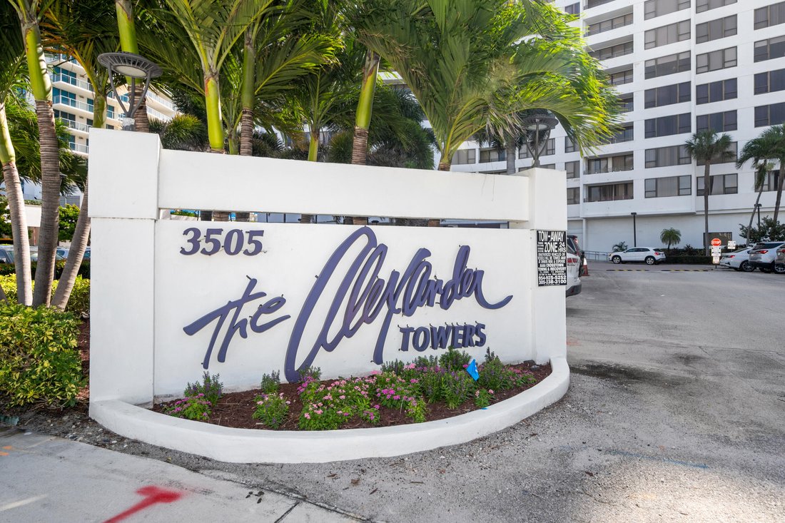 Condo Hollywood In Hollywood, Florida, United States For Sale (14681582)
