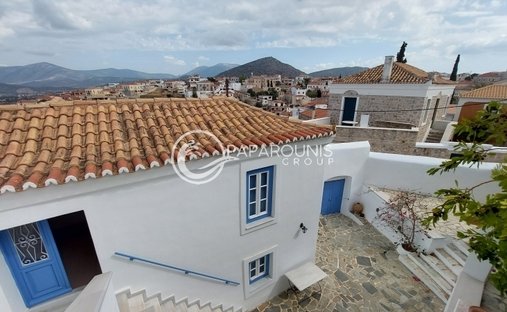 Maison à Koinotita Kranidiou, Kranidi, Grèce 1