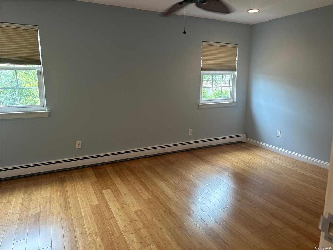 House Bellmore In Bellmore, New York, United States For Rent (14681581)