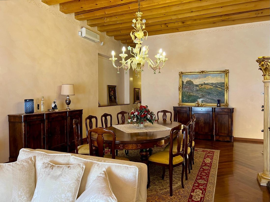 Apartment in City Center, Conegliano, Veneto 2 - 14685355