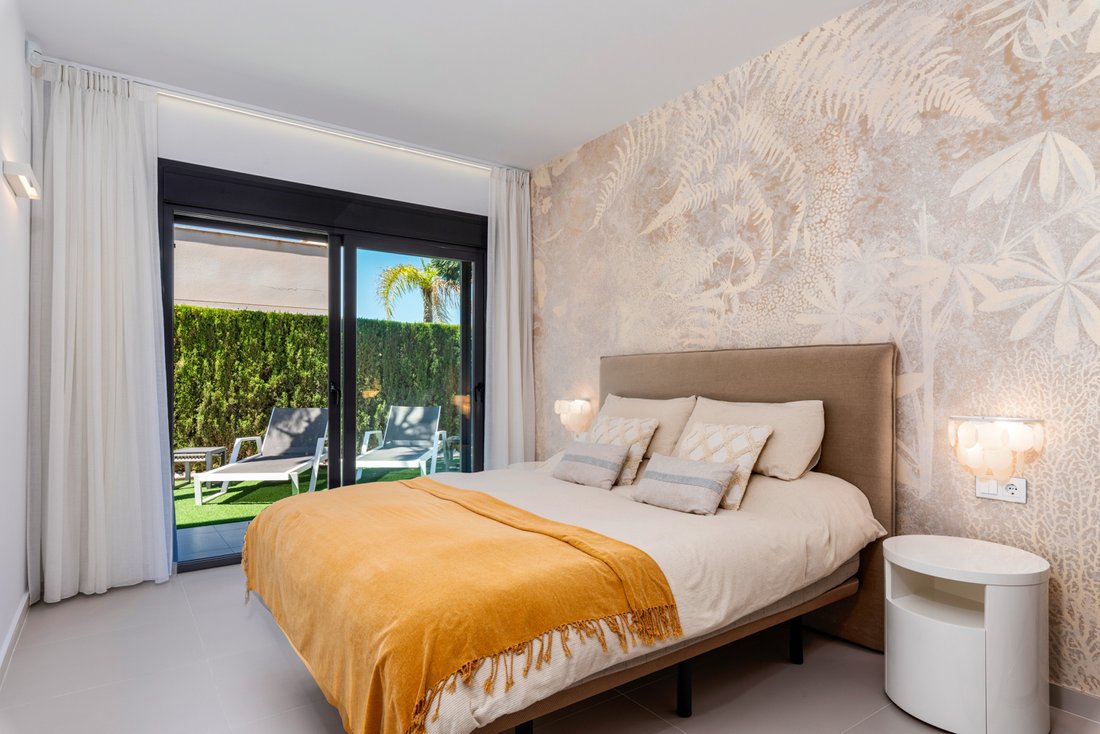 Villa in Orihuela, Valencian Community, Spain 2 - 14684357