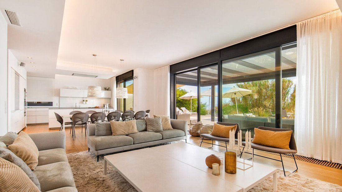 Villa in Marbella, Andalusia, Spain 5 - 14683800