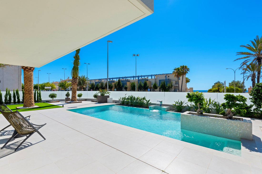 Villa in Orihuela, Valencian Community, Spain 1 - 14684357