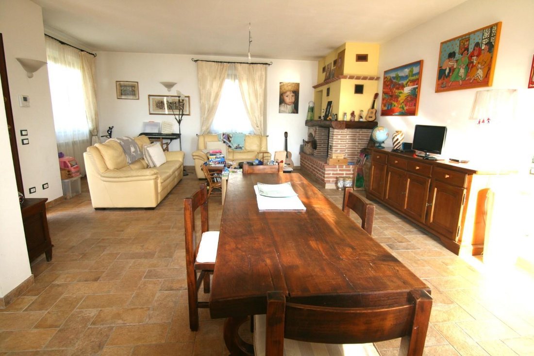 House in Marina di Carrara, Tuscany, Italy 2 - 14684050