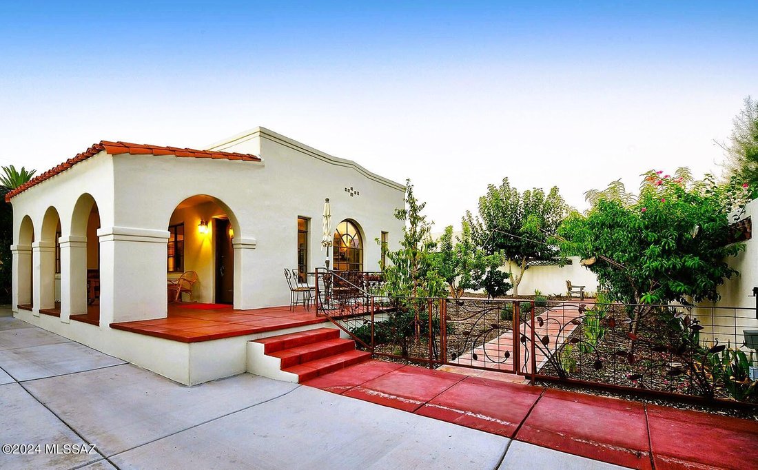 A Timeless Masterpiece Of Spanish Territorial In Tucson, Arizona ...