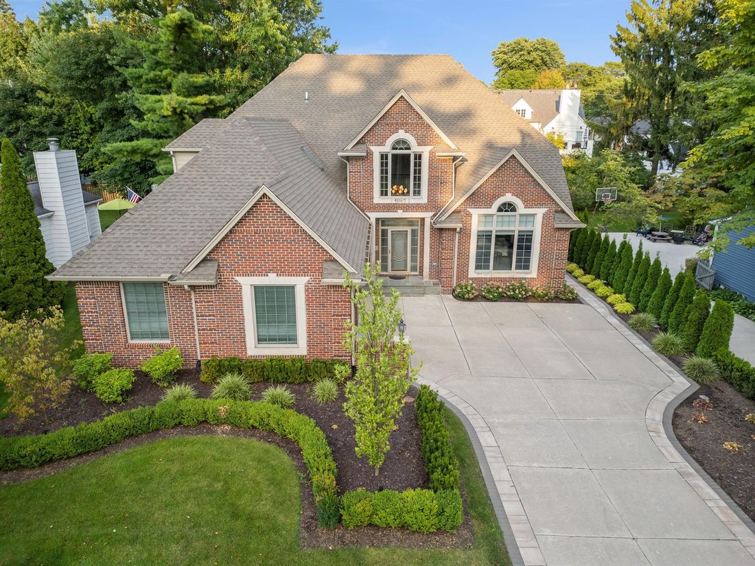 Beautiful Quarton Lake Estates Home In Birmingham, Michigan, United