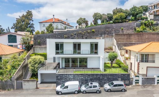 Haus in Funchal, Autonome Region Madeira, Portugal 1