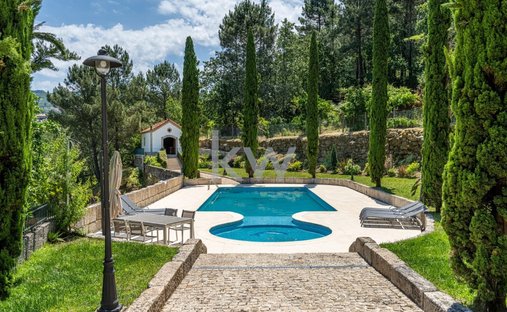 Farm Ranch in Cadimes, Distrikt Porto, Portugal 1