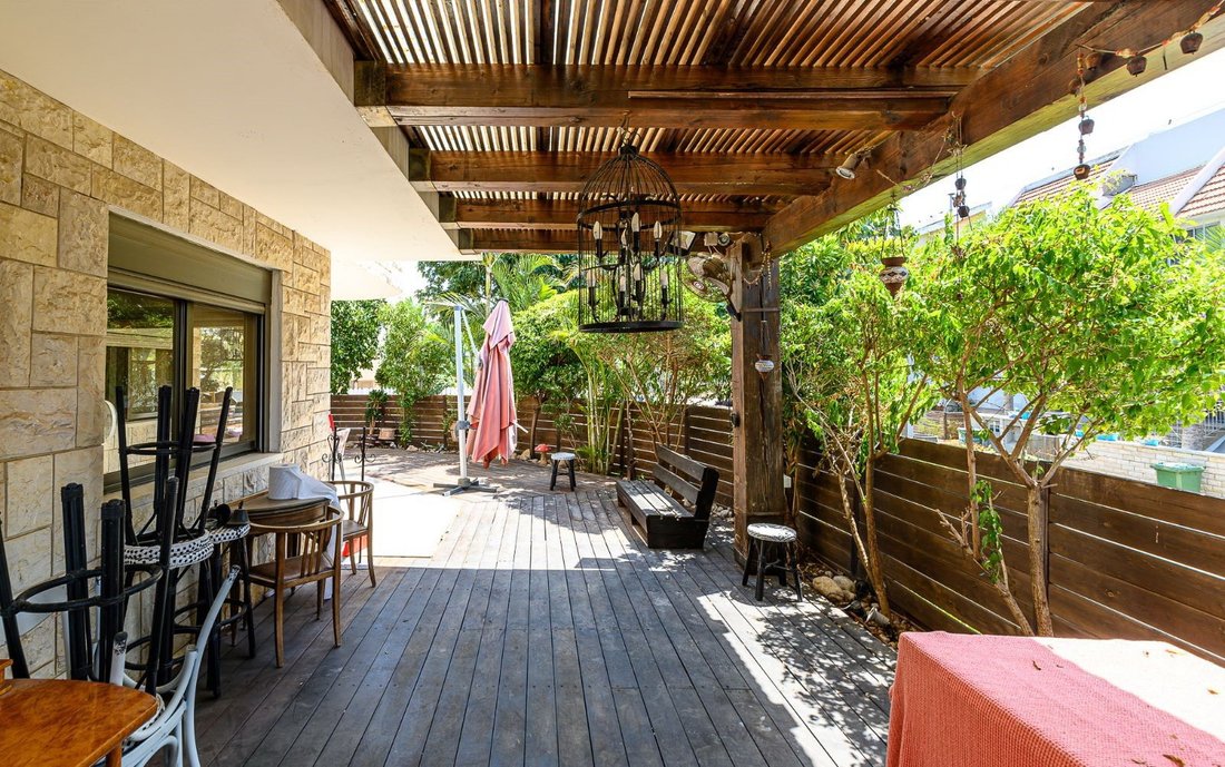 House in Netanya, Center District, Israel 1 - 14689847