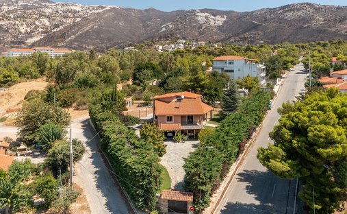 House in Penteli, Attica, Greece 1