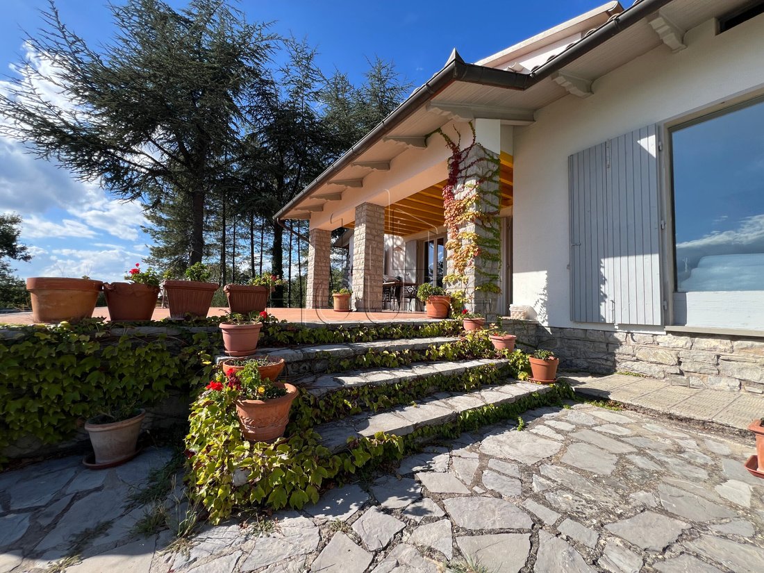 Villa en Lisciano Niccone, Umbría, Italia 2 - 14690676