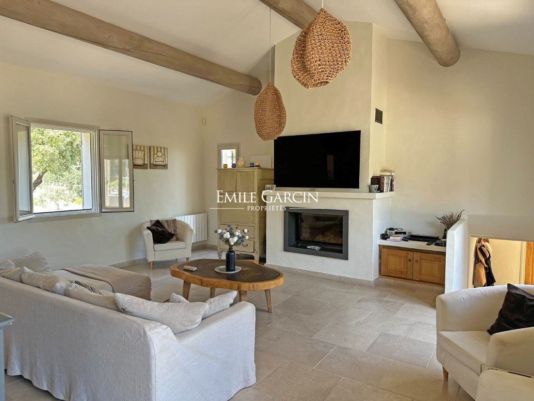 Villa in Joucas, Provence-Alpes-Côte d'Azur, Frankreich 4 - 14688787
