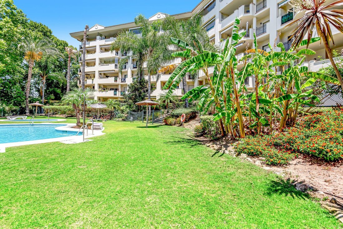 Penthouse in Guadalmina Alta, San Pedro de Alcantara, Spain 2 - 14693152