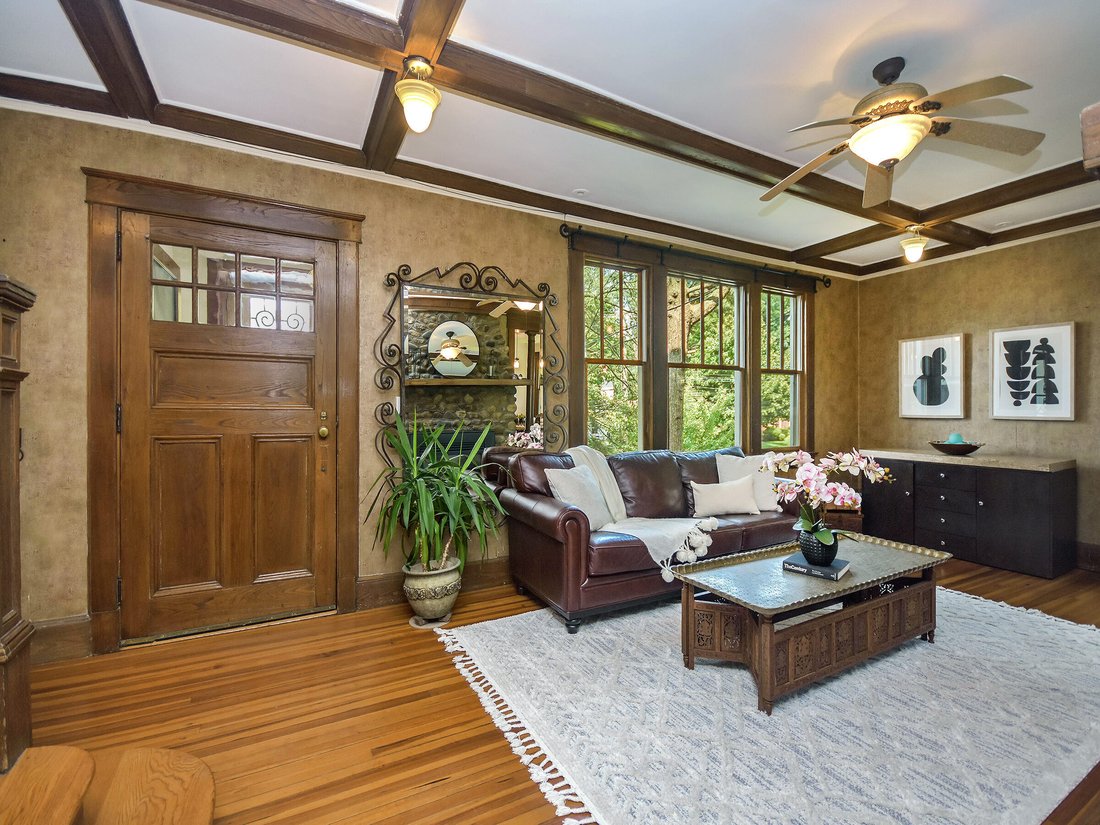 House in Port Washington, New York, United States 5 - 14685654