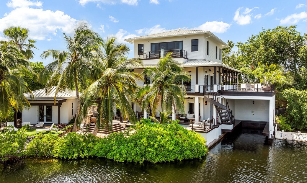 The One Ritz George One Love Deckhouse At The Ritz In George Town, George Town, Cayman ...
